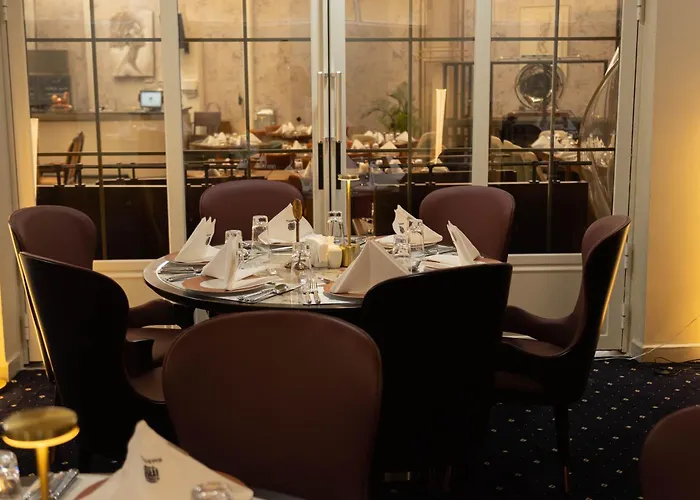 3 star hotel: Emboita Hotel Limited